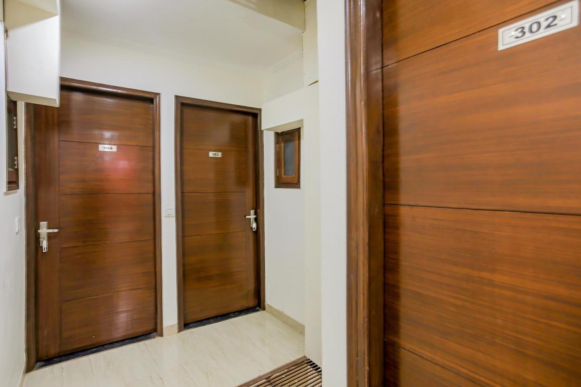 Hotel O Mahipalpur Extension Near Airport New Delhi Exterior photo